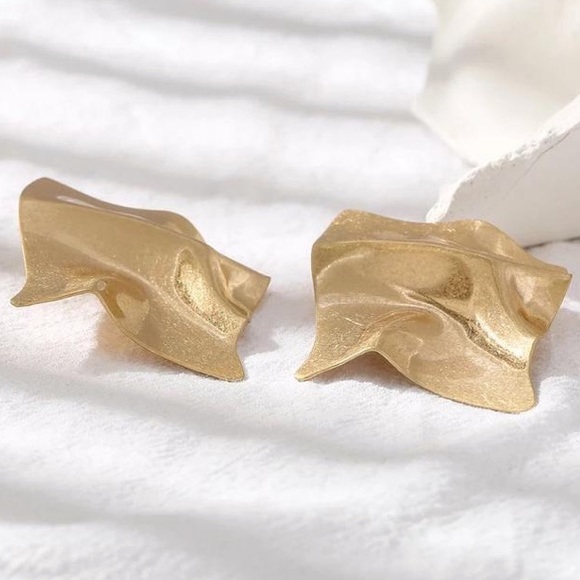 💛18K gold plated bold dim earrings - Picture 5 of 11